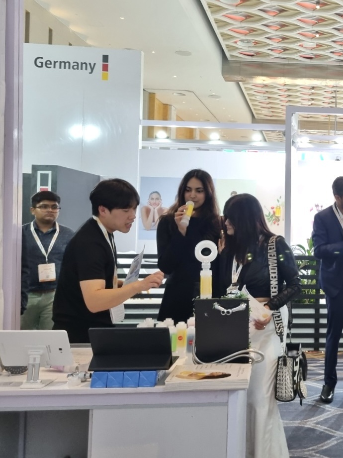 Cosmoprof India Mumbai 2024_비티랩_006.jpg 첨부 이미지